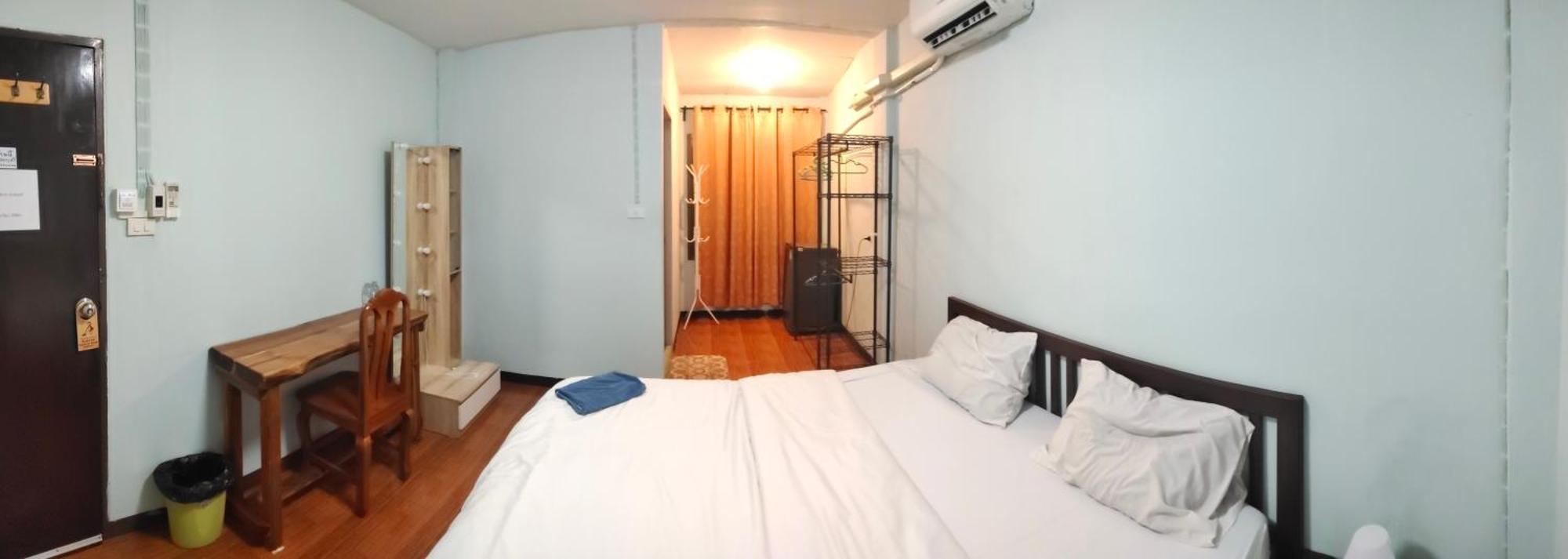 Stay Hostel Bangkok Bagian luar foto